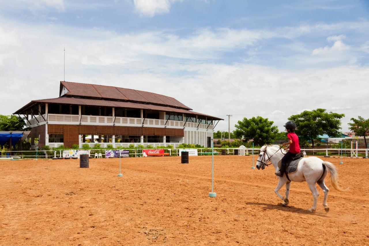 Cambodian Country Club Ξενοδοχείο Πνομ Πενχ Εξωτερικό φωτογραφία